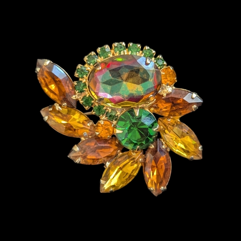 DeLizza & Elster (Juliana) watermelon rhinestone brooch Ref# 6486